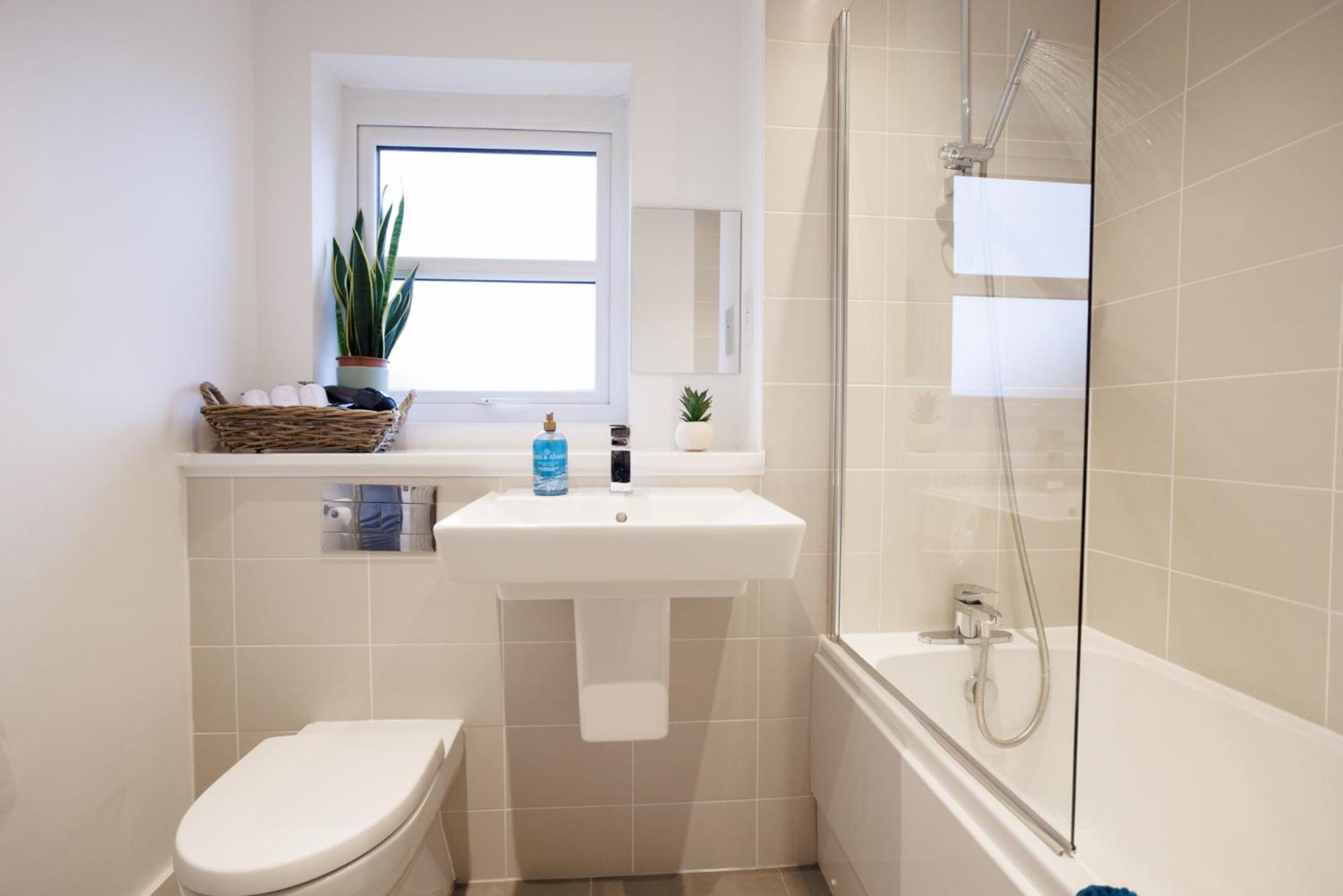 Luxury Celebrity Townhouse Etihad Stadium Coop Live Arena 2 Parking Sleep 10 Manchester
