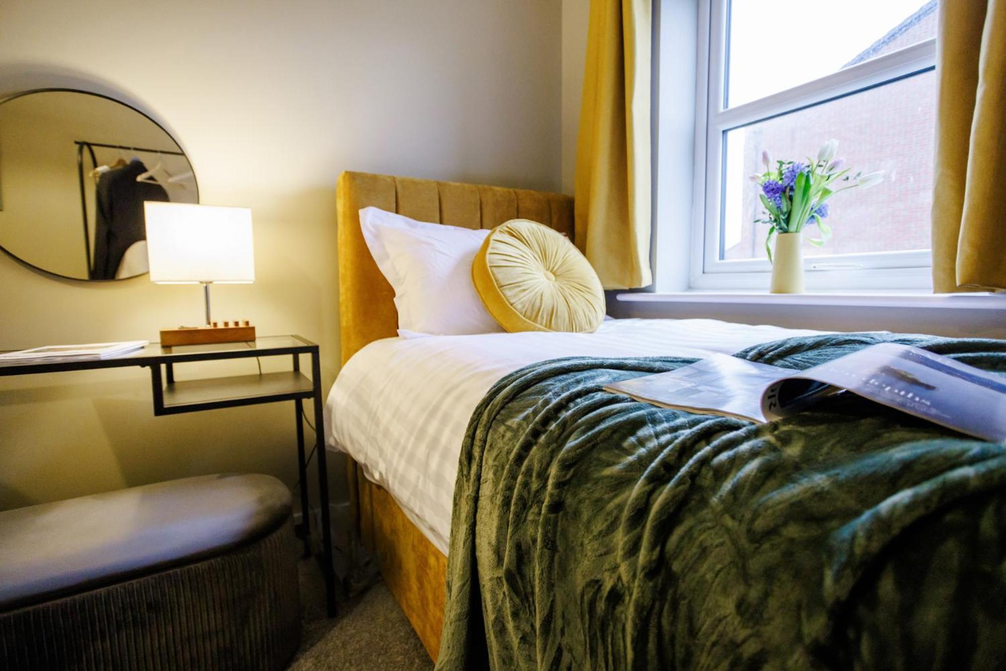 Luxury Celebrity Townhouse Etihad Stadium Coop Live Arena 2 Parking Sleep 10 Manchester